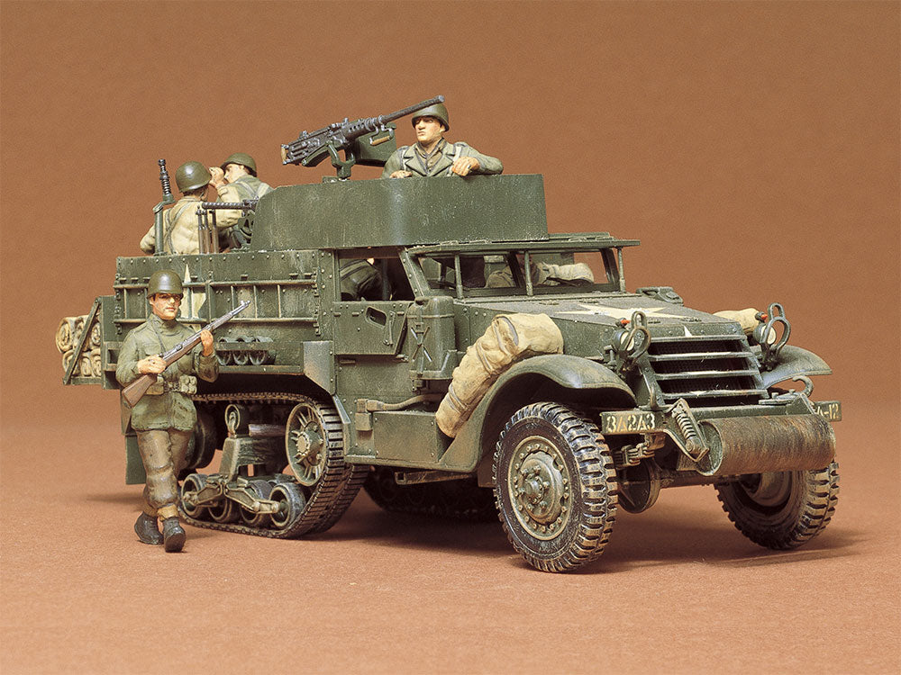 US Armoured Personal Carrier M3A2 Half-Truck 1/35