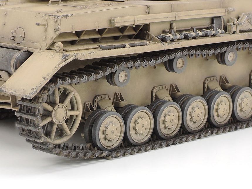 Panzer IV Ausf.F & Motorcycle N. Africa 1/35