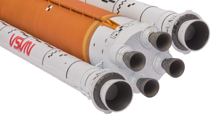 Artemis I Space Launch System 1/144