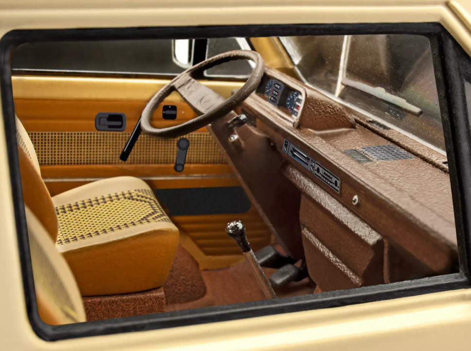 Stranger Things Argyle's VW Vanagon Surfer Boy Pizza Van