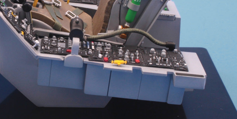 F-16 Cockpit 1/12