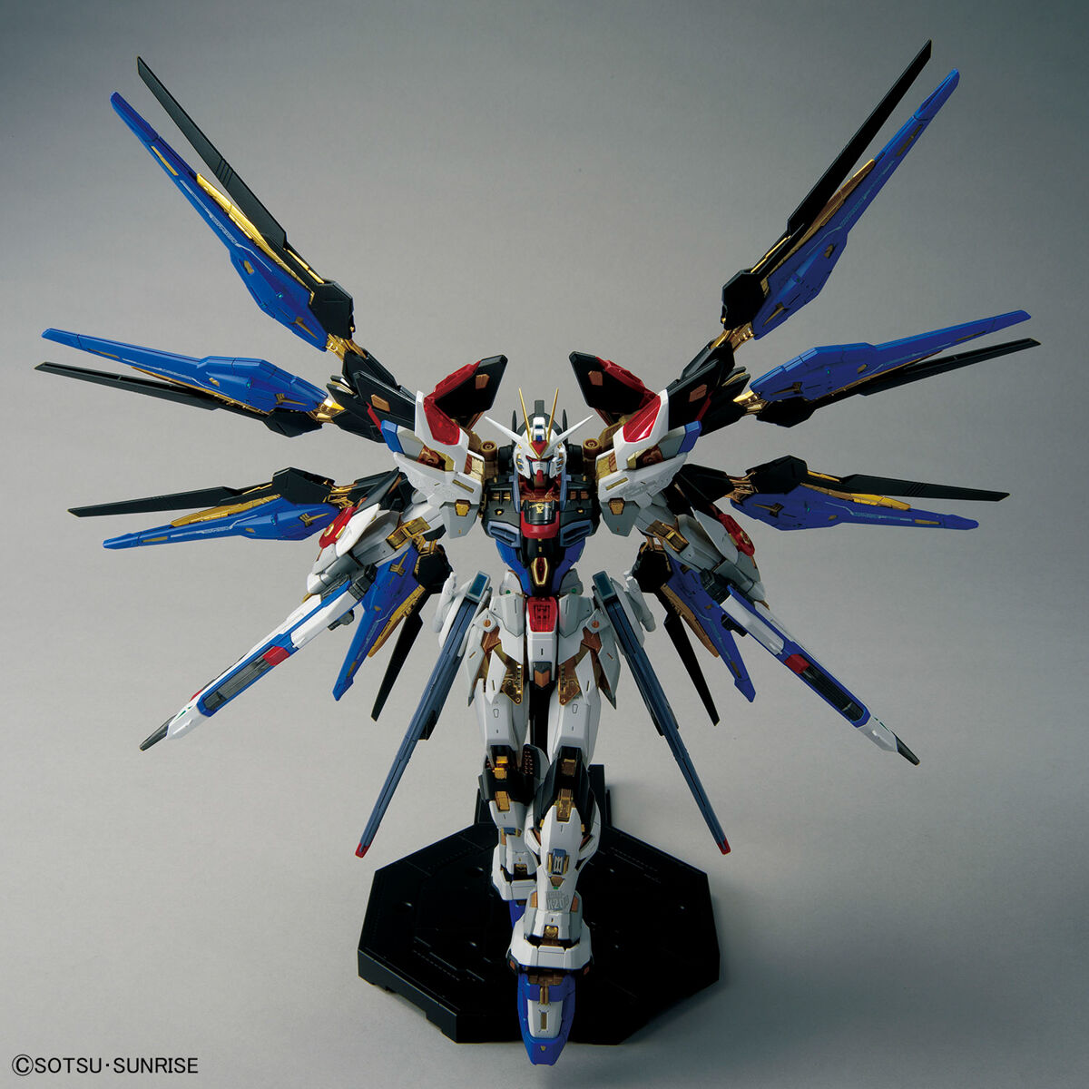 MGEX Strike Freedom Gundam 1/100