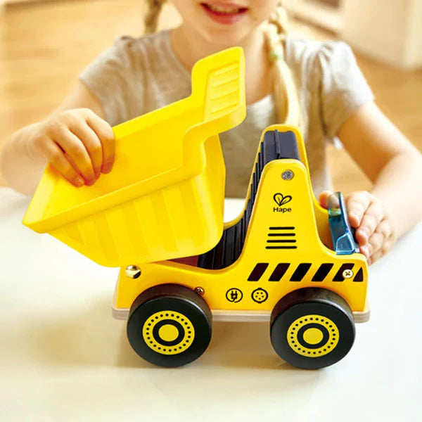 Hauler Dump Truck