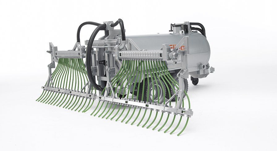 Fliegl Barrel Trailer with Spread Tubes