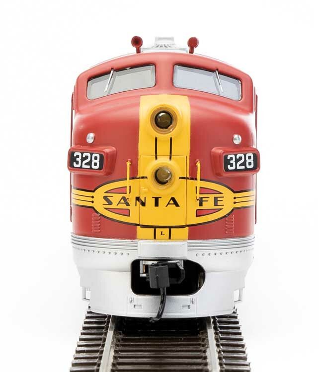 HO EMD F7A Locomotive Santa Fe #328L