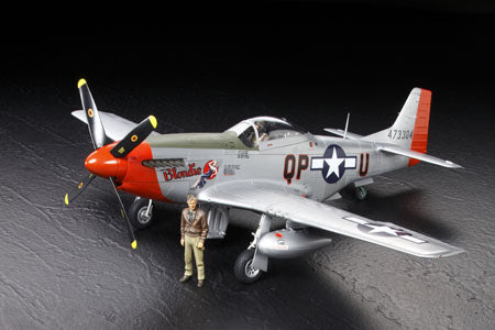 NORTH AMERICAN P-51D MUSTANG 1/32