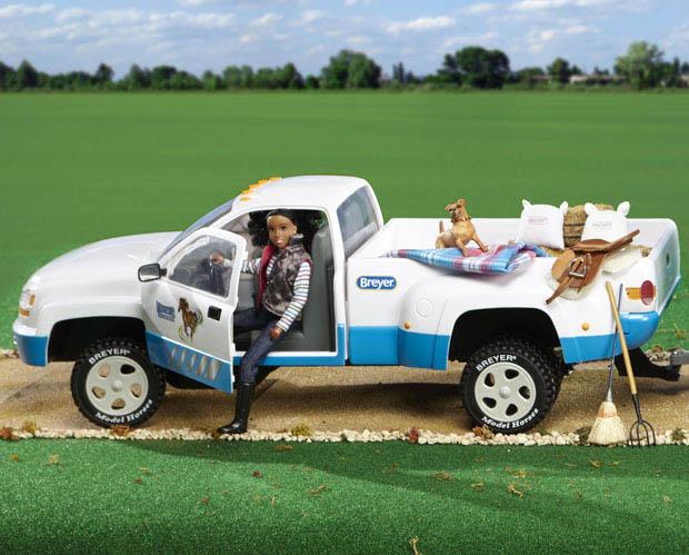 White Dually Truck 1/9