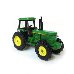 Vintage Tractor 1/64