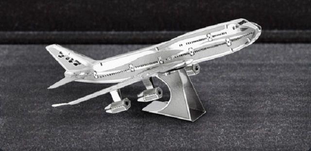 Metal Earth Boeing 747