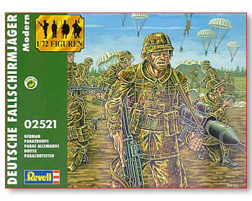 German Paratroops 1/72