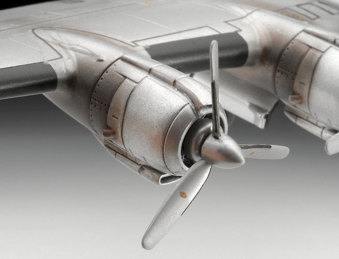 Lockheed L-1049G Super Constellation 1/144
