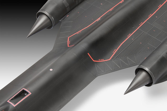 Lockheed SR-71 B Blackbird 1/48