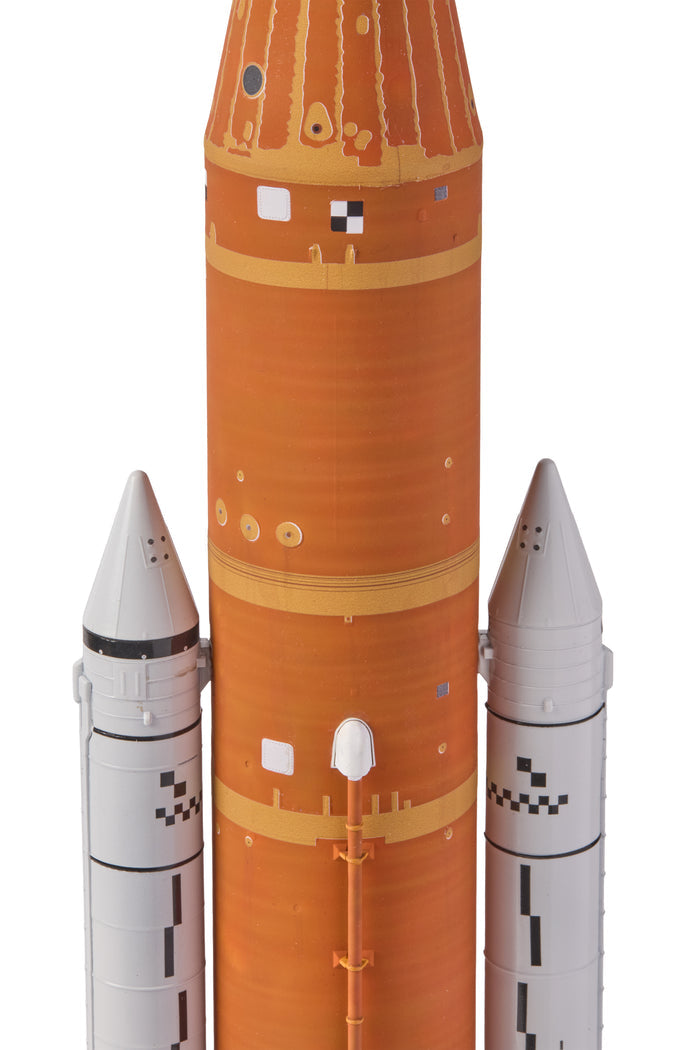 NASA Artemis Space Launch System 1/144