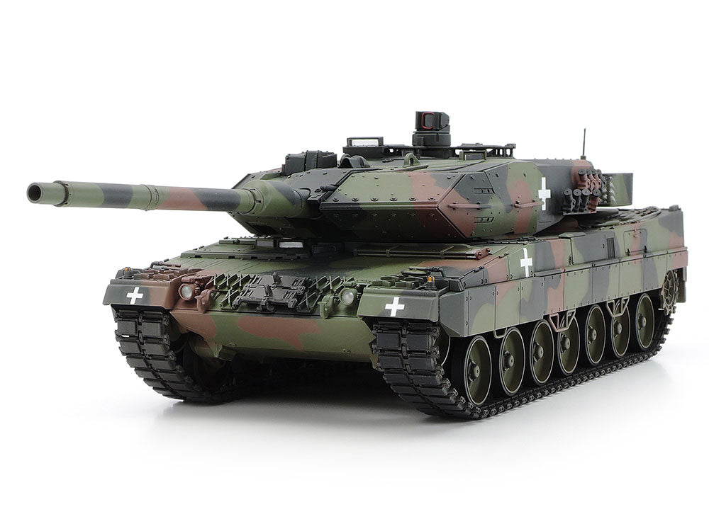 Leopard 2A6 Tank "Ukraine" 1/35