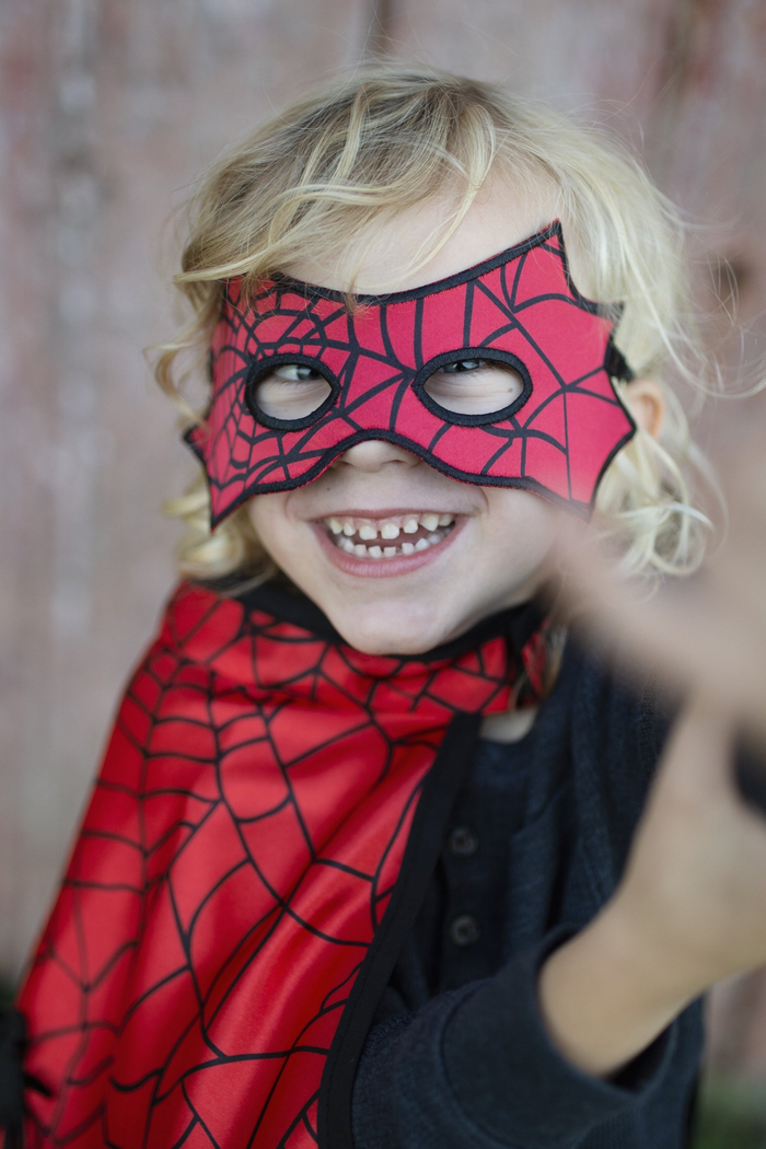 Reversible Spider/Bat Cape Age 5-6