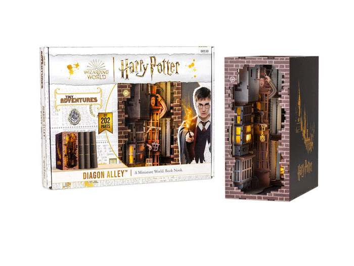 Diagon Alley: Harry Potter Tiny adventure Book Nook