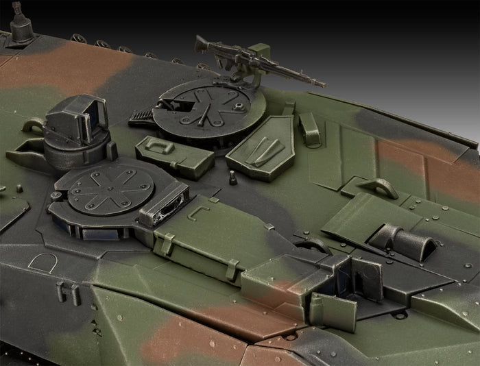 70 Years Bundeswehr Leopard 2A6MA2 1/35 Starter Kit