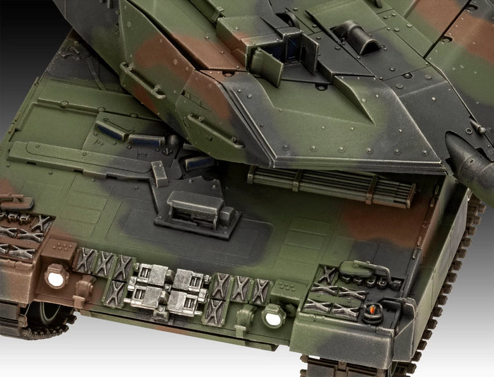 70 Years Bundeswehr Leopard 2A6MA2 1/35 Starter Kit
