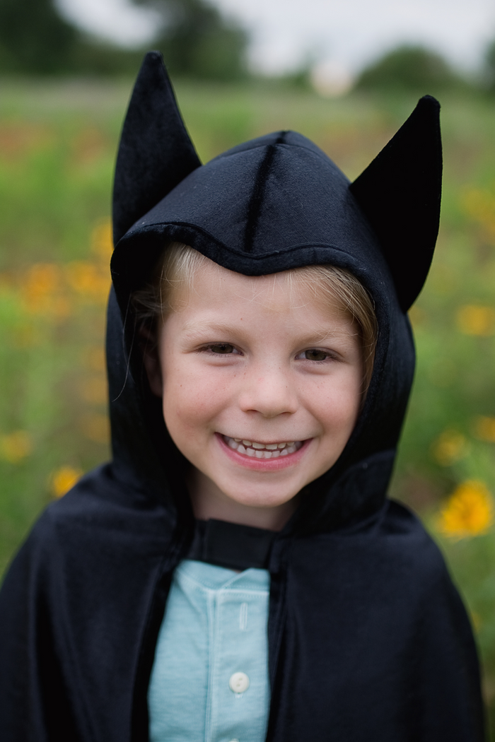 Hooded Bat Cape Black Size 5-6