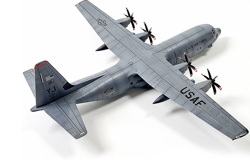 C-130 J-30 Super Hercules 1/144