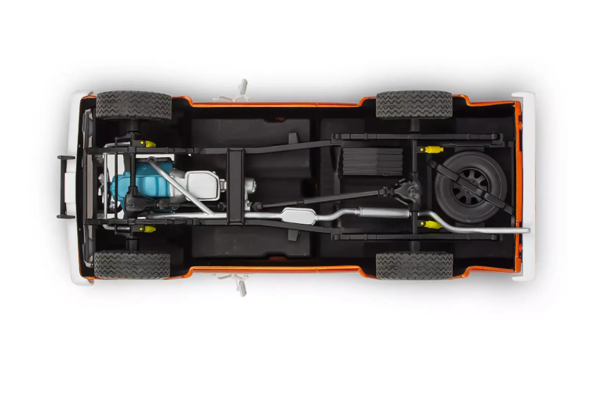 Jeep J-10 Pickup with Camper Top 1979 1/24