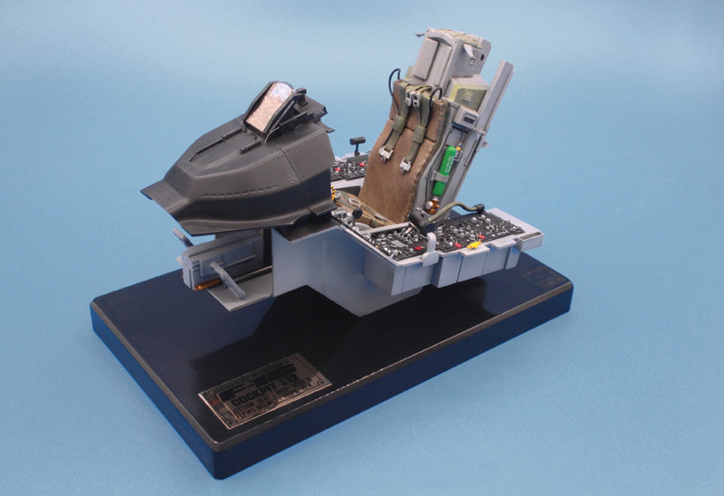 F-16 Cockpit 1/12