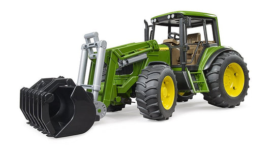 John Deere 6920 with Frontloader