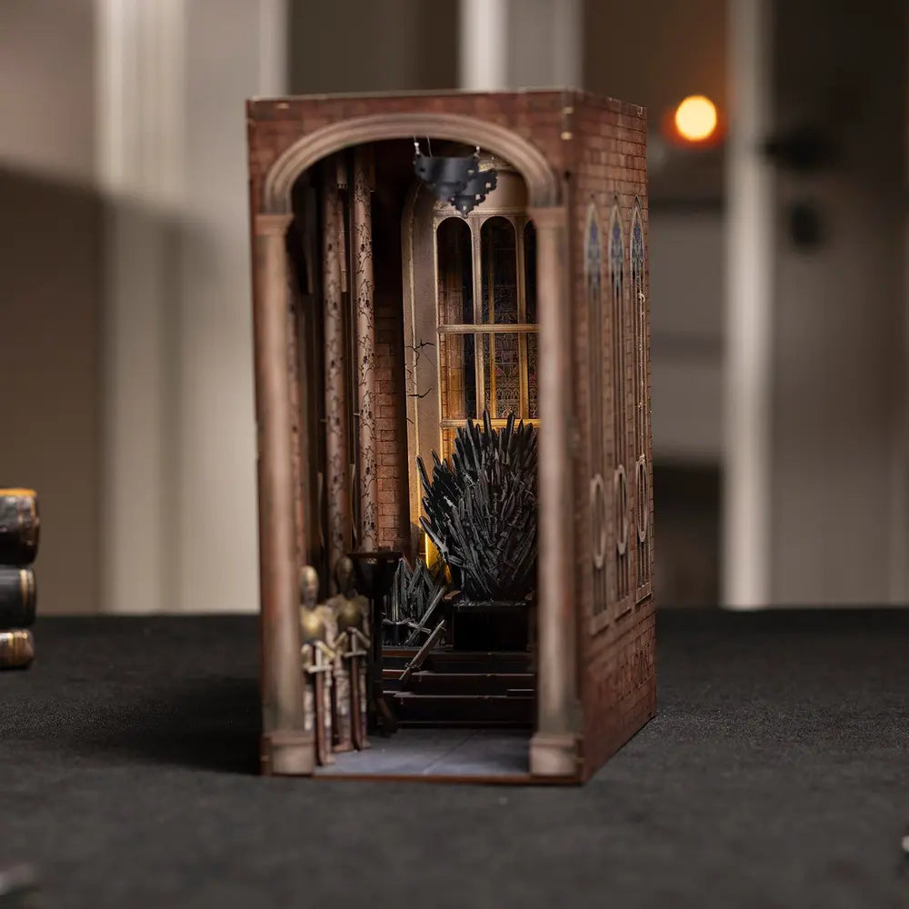 Iron Throne - House of the Dragon Tiny Adventures