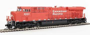 HO GE ES44AC Evolution Locomotive CP #8934