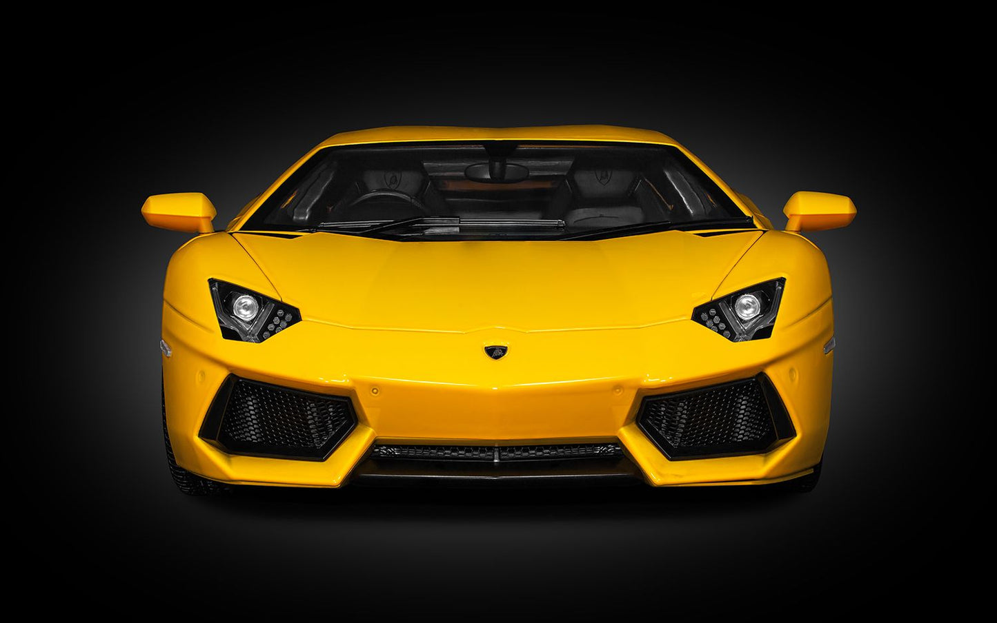 Lamborghini Aventador LP700-4 1/8