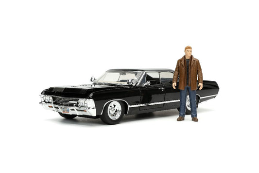 Supernatural - Chevy Impala with Dean Winchester 1967 1/24