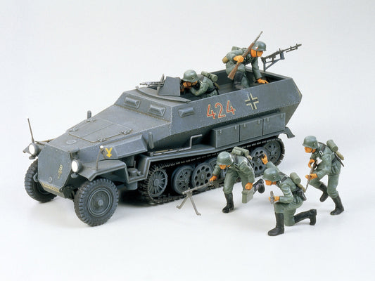 GERMAN HANOMAG 1/35