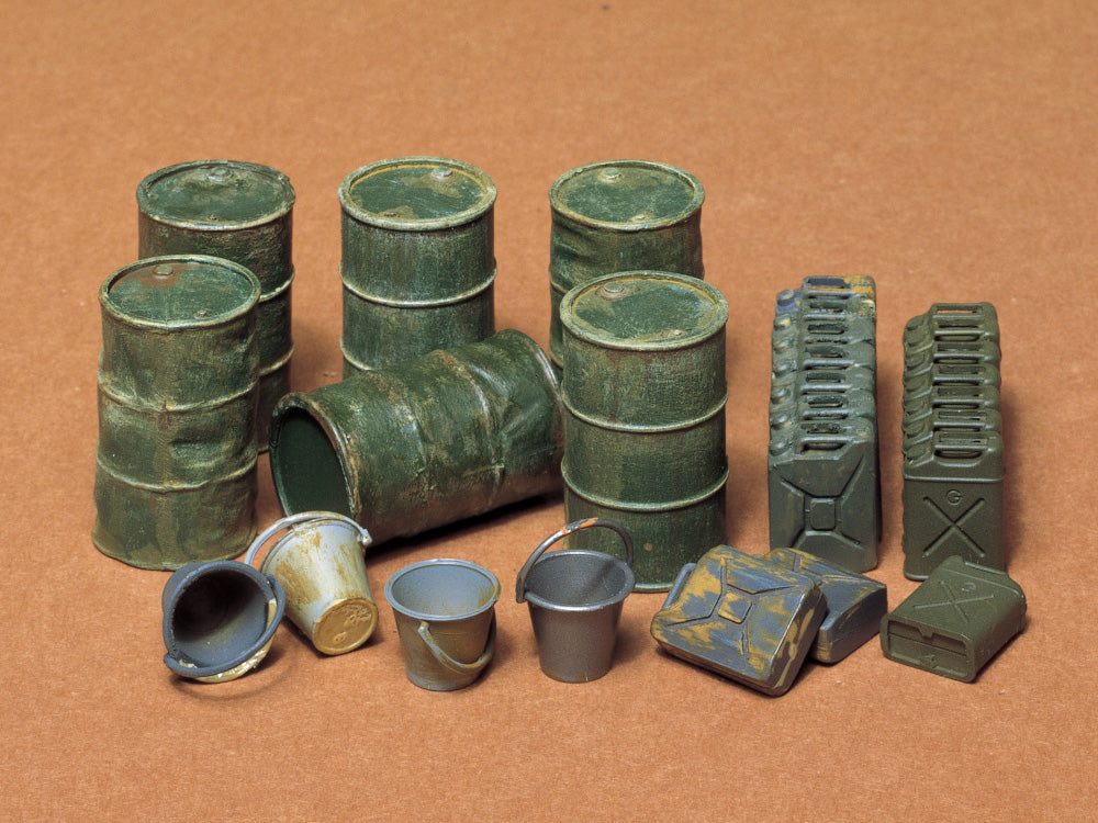 JERRY CANS 1/35