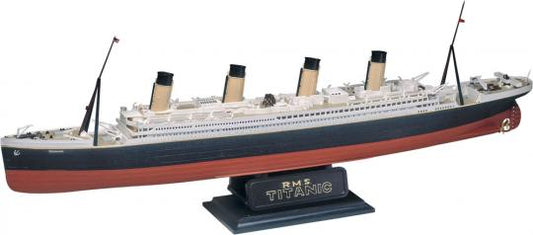 RMS TITANIC 1:570