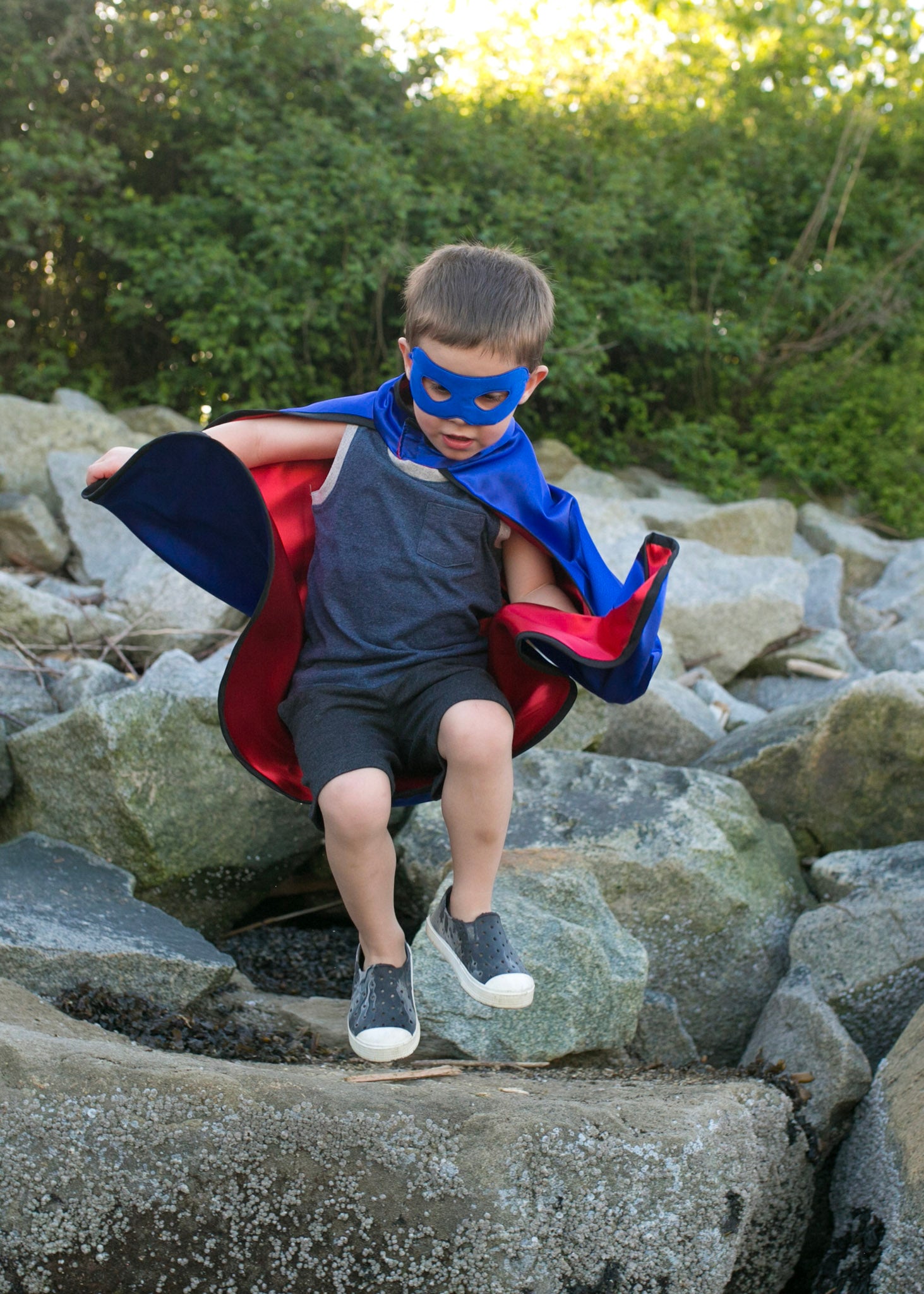 Reversible Adventure Cape & Mask Size 5-6 – Hobby and Toy Central