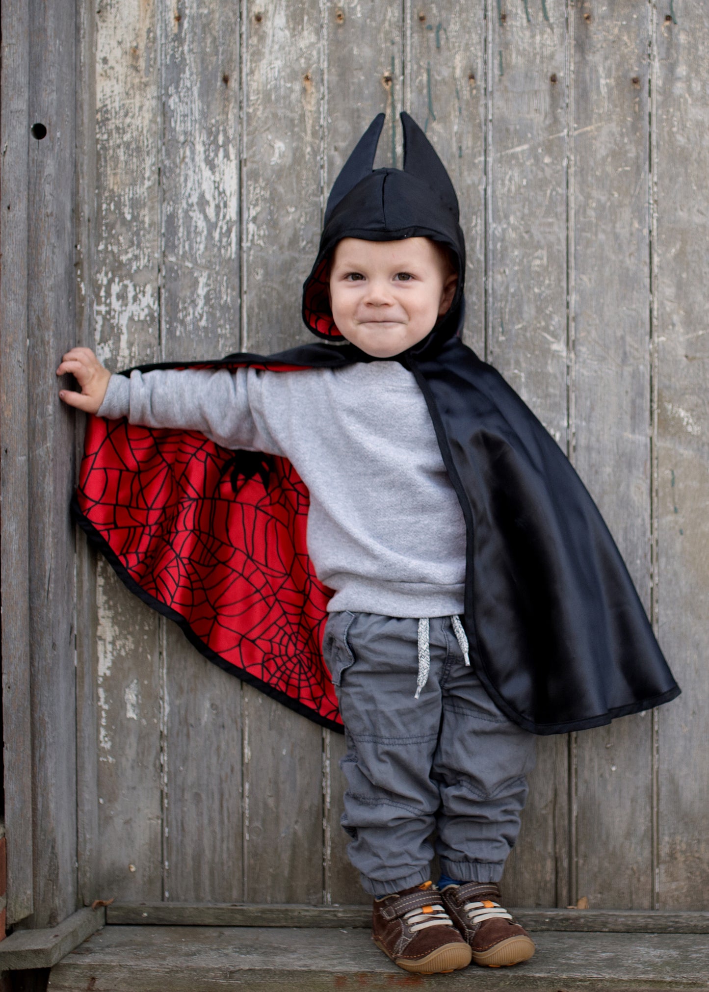 Spider/Bat Cape 12-24 months