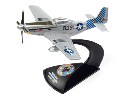 North American Aviation P-51 Mustang 1/64
