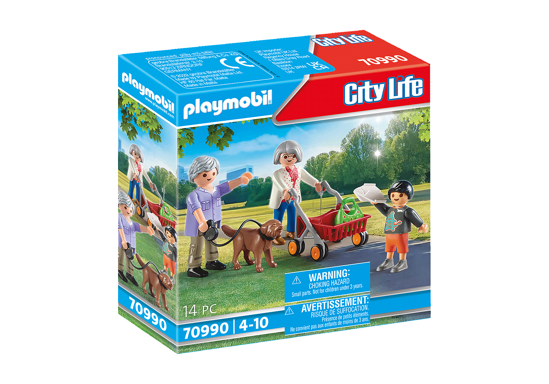City Life Grandparents with Child