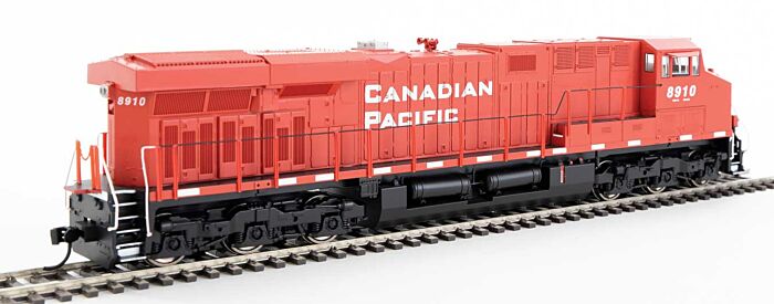 HO GE ES44AC Evolution Locomotive CP #8910